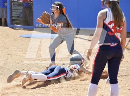 Thumbnail 3 in Liberty vs Bishop Gorman photogallery.