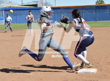 Thumbnail 3 in Liberty vs Bishop Gorman photogallery.