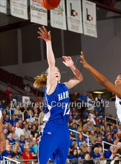 Thumbnail 2 in Barbers Hill vs Ozen (UIL 4A Region 3 Final) photogallery.