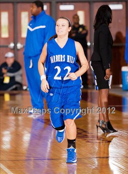Thumbnail 3 in Barbers Hill vs Ozen (UIL 4A Region 3 Final) photogallery.