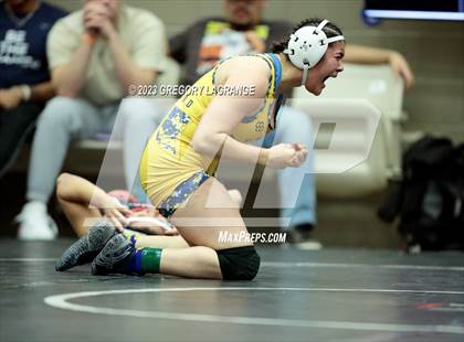 Thumbnail 2 in UIL 6A Region 1 Championships photogallery.