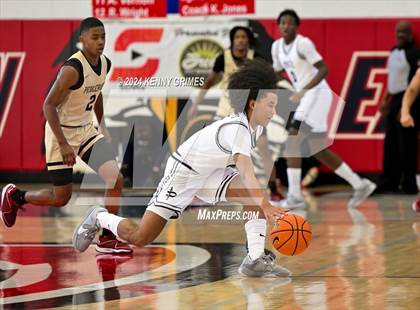 Thumbnail 2 in Pace Academy vs. Pebblebrook (Georgia Nike Elite Showcase) photogallery.