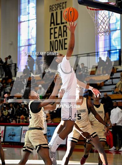 Thumbnail 2 in Pace Academy vs. Pebblebrook (Georgia Nike Elite Showcase) photogallery.