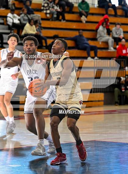 Thumbnail 2 in Pace Academy vs. Pebblebrook (Georgia Nike Elite Showcase) photogallery.