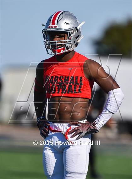 Thumbnail 1 in South Oak Cliff vs. Marshall (UIL 5A Area) photogallery.