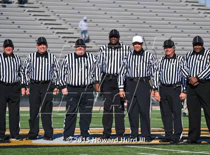 Thumbnail 1 in South Oak Cliff vs. Marshall (UIL 5A Area) photogallery.