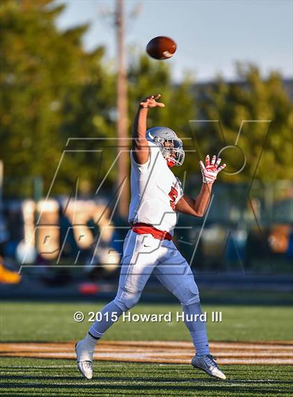 Thumbnail 3 in South Oak Cliff vs. Marshall (UIL 5A Area) photogallery.