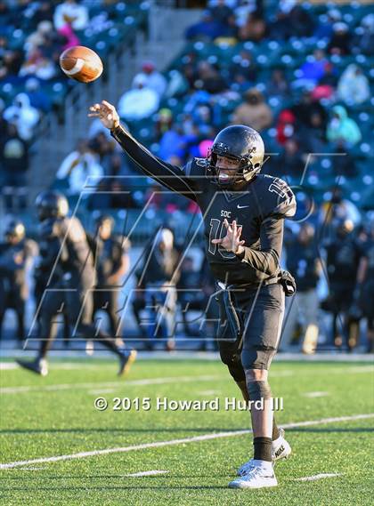 Thumbnail 1 in South Oak Cliff vs. Marshall (UIL 5A Area) photogallery.