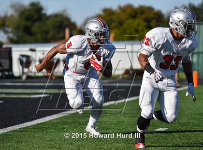 Thumbnail 1 in South Oak Cliff vs. Marshall (UIL 5A Area) photogallery.
