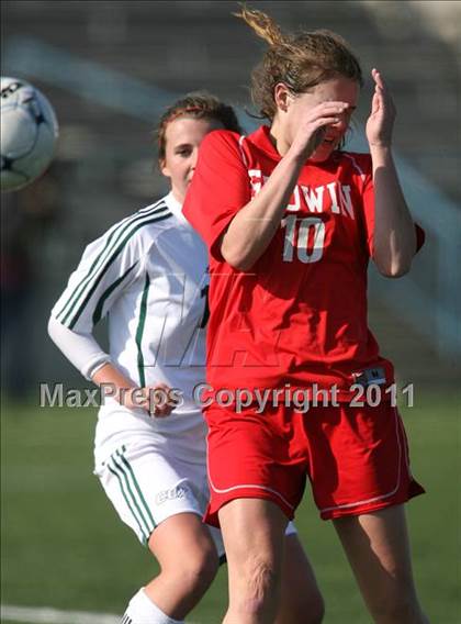 Thumbnail 2 in Cox vs. Godwin (Beach Showcase) photogallery.