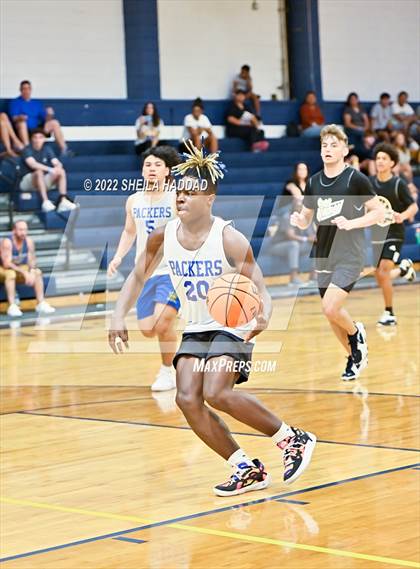 Thumbnail 2 in East Lake vs Largo (The Hoop Vibe) photogallery.