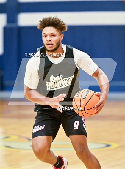 Thumbnail 2 in East Lake vs Largo (The Hoop Vibe) photogallery.