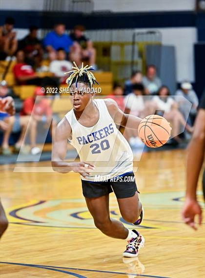 Thumbnail 3 in East Lake vs Largo (The Hoop Vibe) photogallery.
