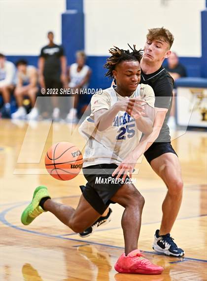Thumbnail 2 in East Lake vs Largo (The Hoop Vibe) photogallery.