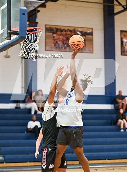 Thumbnail 3 in East Lake vs Largo (The Hoop Vibe) photogallery.