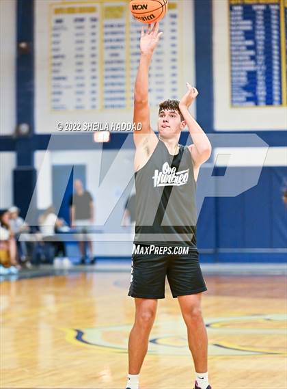 Thumbnail 1 in East Lake vs Largo (The Hoop Vibe) photogallery.