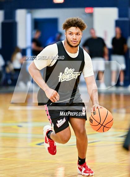 Thumbnail 1 in East Lake vs Largo (The Hoop Vibe) photogallery.