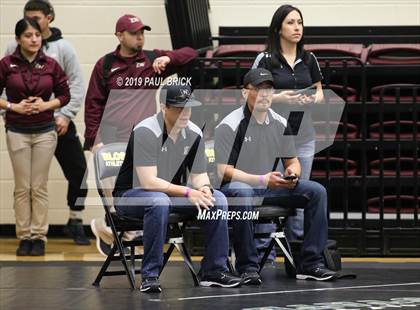 Thumbnail 2 in UIL 4A/5A Regional Wrestling Championships photogallery.