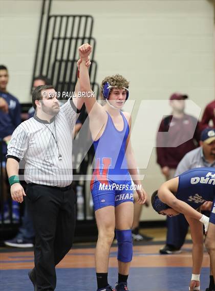 Thumbnail 2 in UIL 4A/5A Regional Wrestling Championships photogallery.