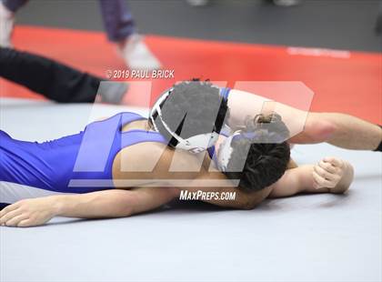 Thumbnail 1 in UIL 4A/5A Regional Wrestling Championships photogallery.