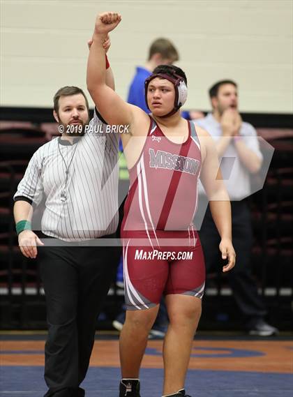 Thumbnail 3 in UIL 4A/5A Regional Wrestling Championships photogallery.