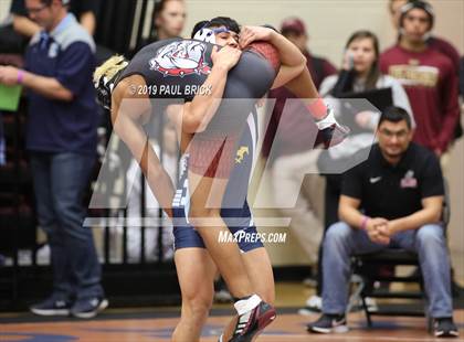 Thumbnail 3 in UIL 4A/5A Regional Wrestling Championships photogallery.