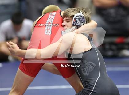 Thumbnail 1 in UIL 4A/5A Regional Wrestling Championships photogallery.