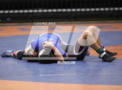 Thumbnail 1 in UIL 4A/5A Regional Wrestling Championships photogallery.