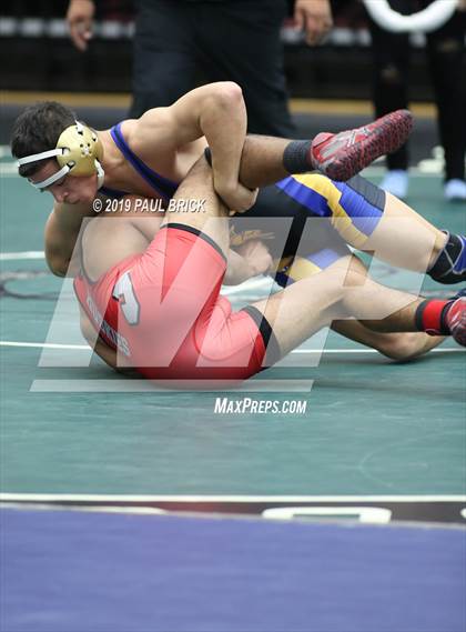 Thumbnail 1 in UIL 4A/5A Regional Wrestling Championships photogallery.