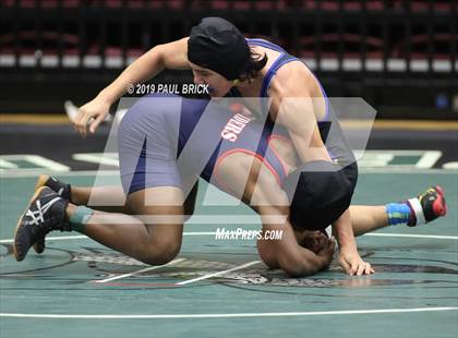 Thumbnail 3 in UIL 4A/5A Regional Wrestling Championships photogallery.