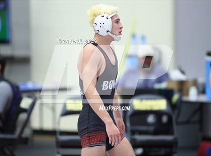 Thumbnail 2 in UIL 4A/5A Regional Wrestling Championships photogallery.