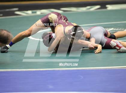 Thumbnail 1 in UIL 4A/5A Regional Wrestling Championships photogallery.