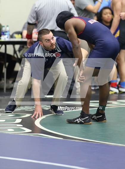 Thumbnail 2 in UIL 4A/5A Regional Wrestling Championships photogallery.
