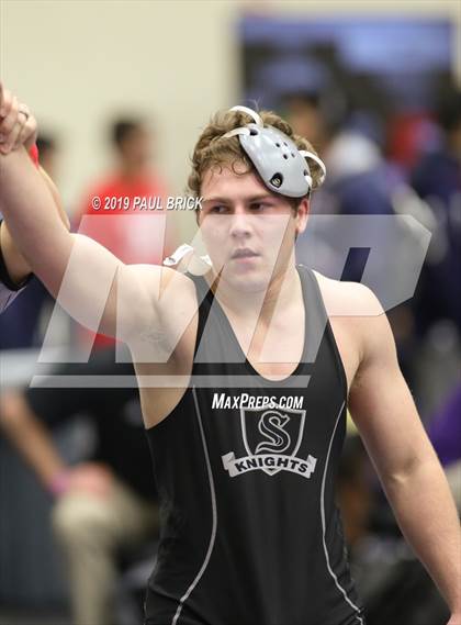 Thumbnail 2 in UIL 4A/5A Regional Wrestling Championships photogallery.