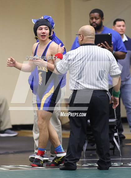 Thumbnail 1 in UIL 4A/5A Regional Wrestling Championships photogallery.