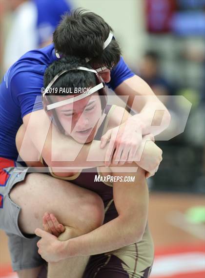 Thumbnail 1 in UIL 4A/5A Regional Wrestling Championships photogallery.