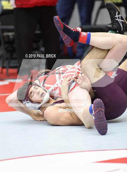 Thumbnail 1 in UIL 4A/5A Regional Wrestling Championships photogallery.