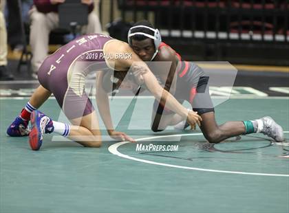 Thumbnail 2 in UIL 4A/5A Regional Wrestling Championships photogallery.