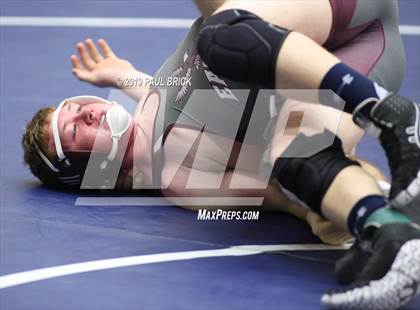 Thumbnail 3 in UIL 4A/5A Regional Wrestling Championships photogallery.