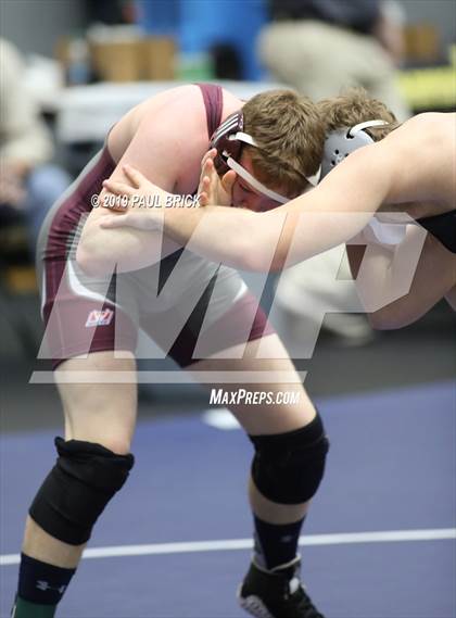 Thumbnail 3 in UIL 4A/5A Regional Wrestling Championships photogallery.