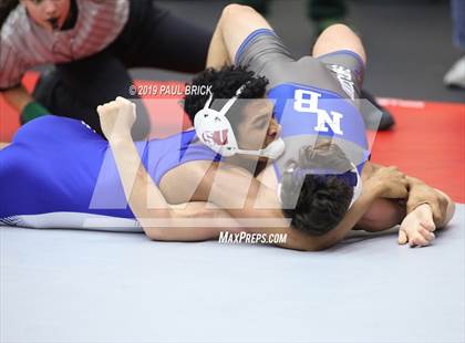 Thumbnail 2 in UIL 4A/5A Regional Wrestling Championships photogallery.