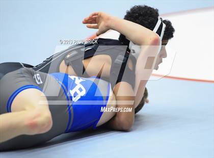 Thumbnail 3 in UIL 4A/5A Regional Wrestling Championships photogallery.