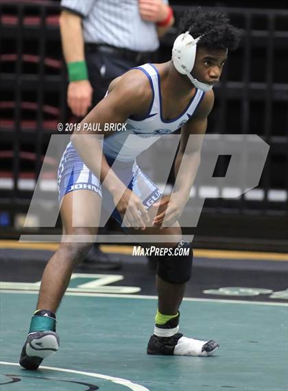 Thumbnail 1 in UIL 4A/5A Regional Wrestling Championships photogallery.