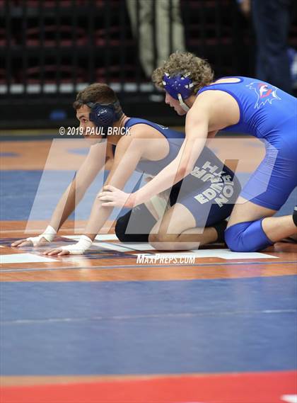 Thumbnail 2 in UIL 4A/5A Regional Wrestling Championships photogallery.