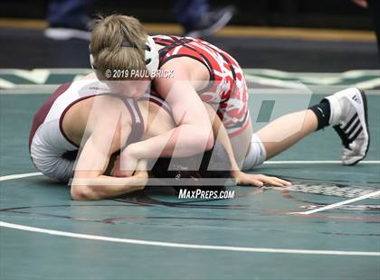 Thumbnail 1 in UIL 4A/5A Regional Wrestling Championships photogallery.