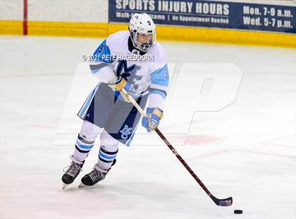 Thumbnail 3 in Bernards @ Morris Catholic photogallery.