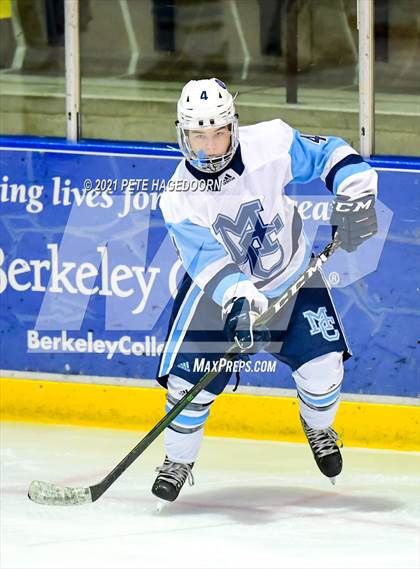 Thumbnail 1 in Bernards @ Morris Catholic photogallery.