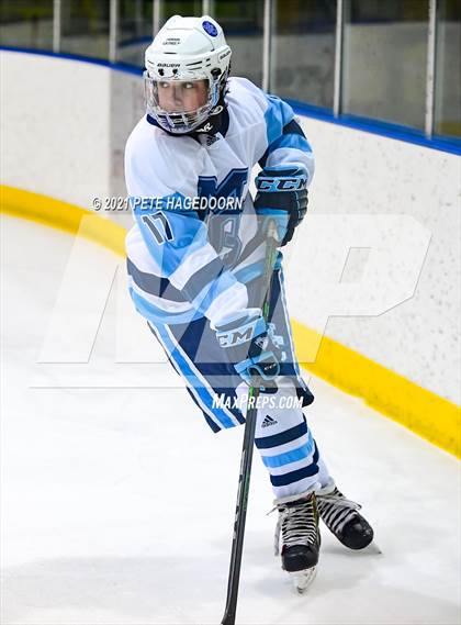 Thumbnail 2 in Bernards @ Morris Catholic photogallery.