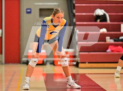 Thumbnail 2 in Grossmont vs El Cajon Valley (Monte Vista Invitational) photogallery.