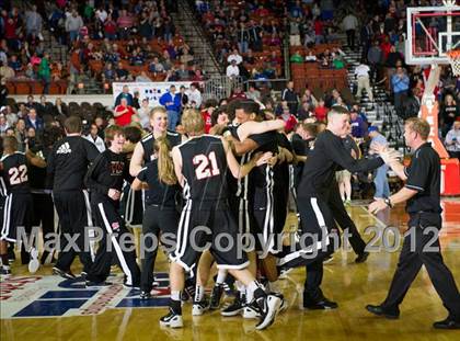 Thumbnail 3 in Marcus vs. Fort Bend Travis (UIL 5A State Final) photogallery.